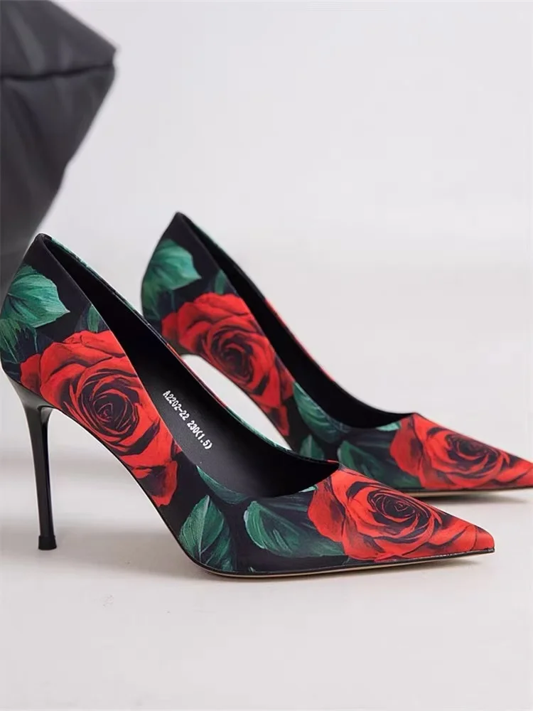 

Luxury Satin Women Shoes Fashion Solid Rose Floral High Heels Pointed Toe Thin Heel Pumps Wedding Party Banquet Sexy Shoes