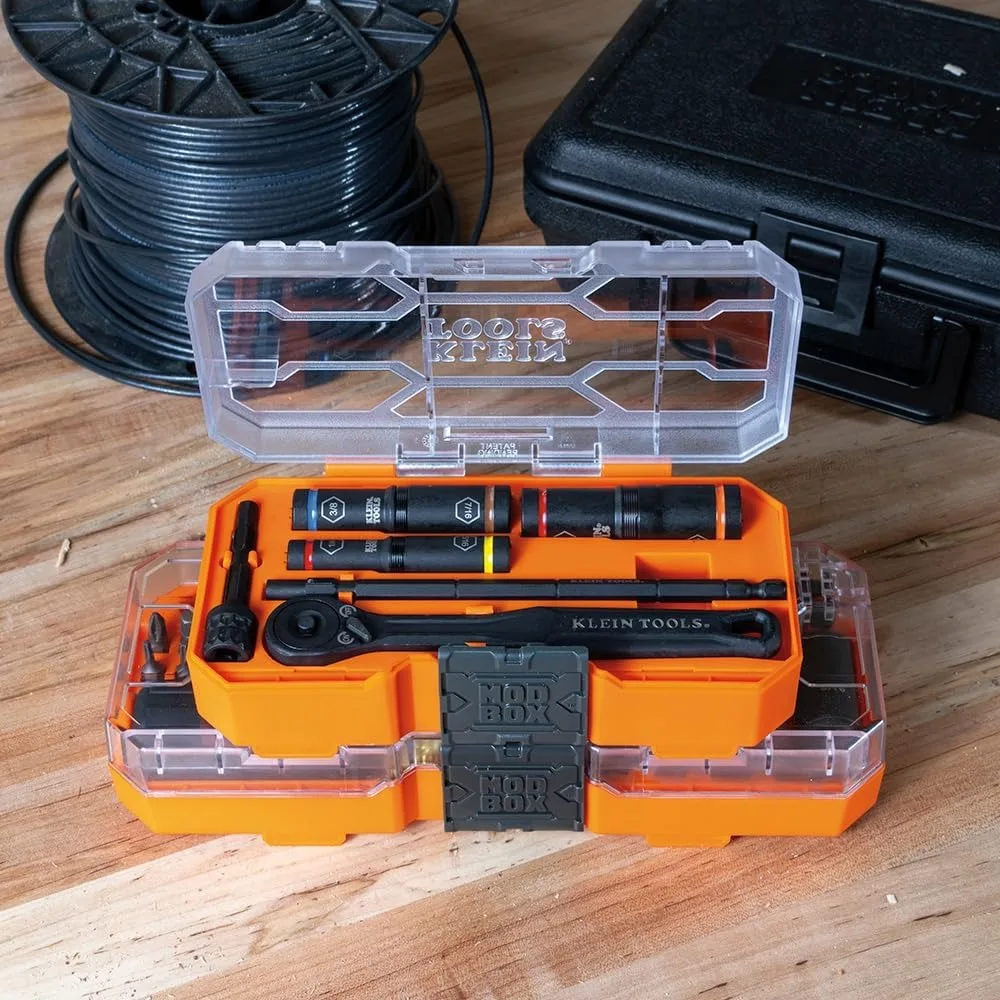 Impact-Rated Screwdriver and Socket Set with Modular Storage Case, 41-Piece, 26 Screwdriver Bits, 6 Deep Well Sockets, Accessori