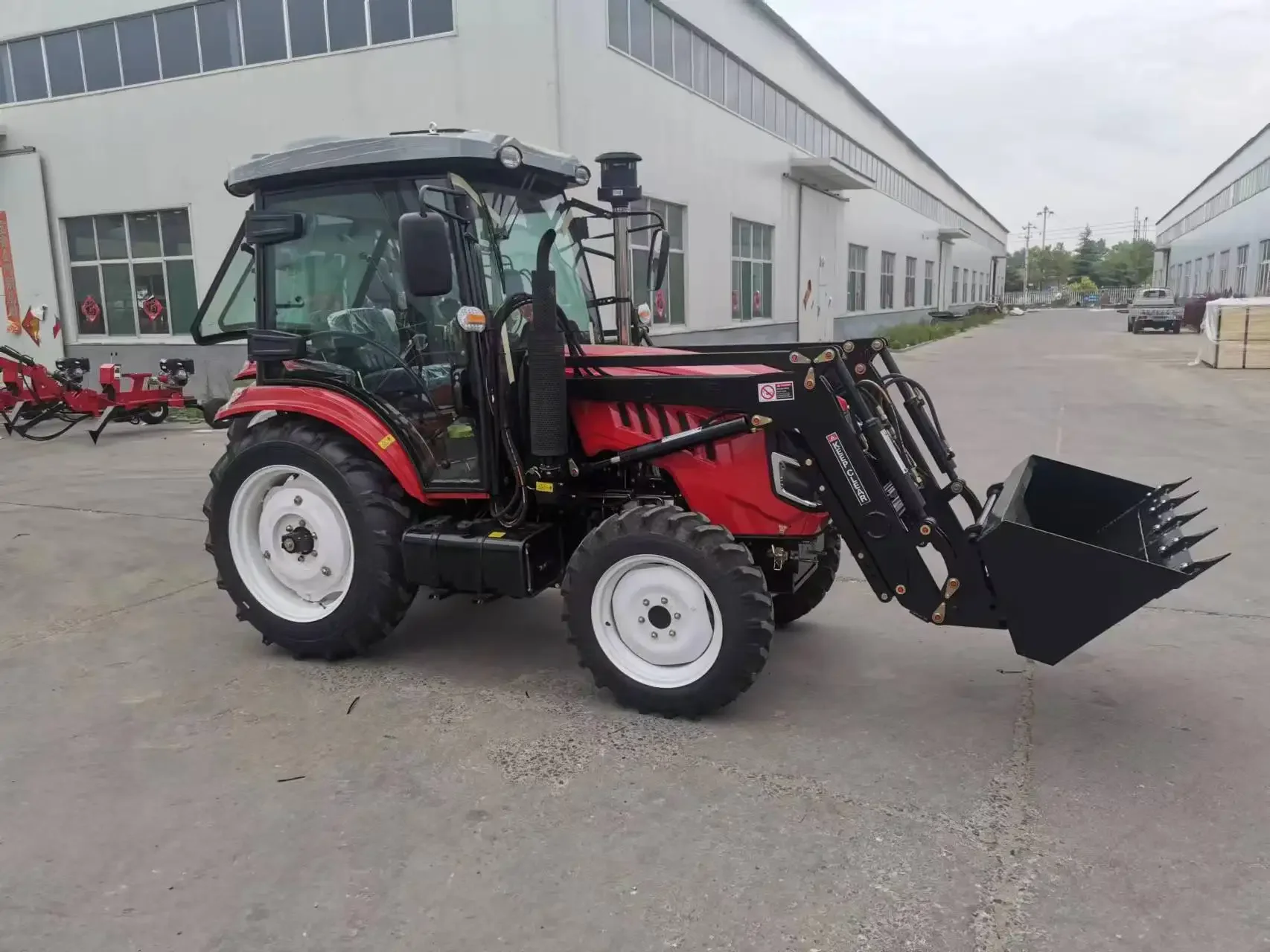 Экскаватор-погрузчик, экскаватор-экскаватор