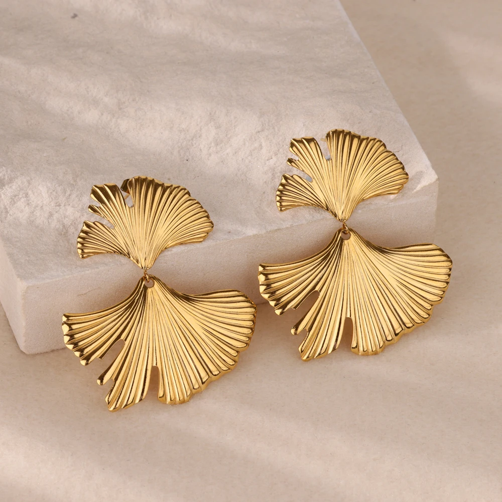 

Ginkgo Leaf Stud Earrings For Women Stainless Steel Gold Color Piercing Fashion Simple Temperament Biloba Metal Earing Jewelry