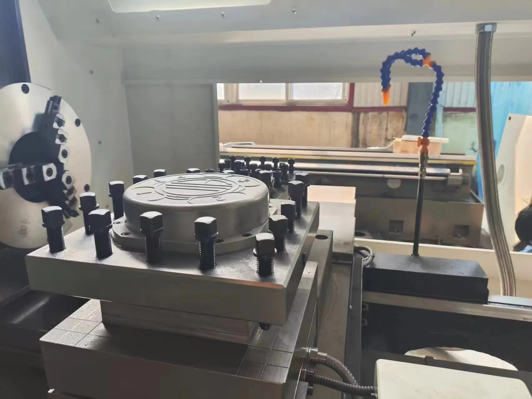 Turning Center CK6180 CNC Lathe Hine Auto Bar Feeder For Sale