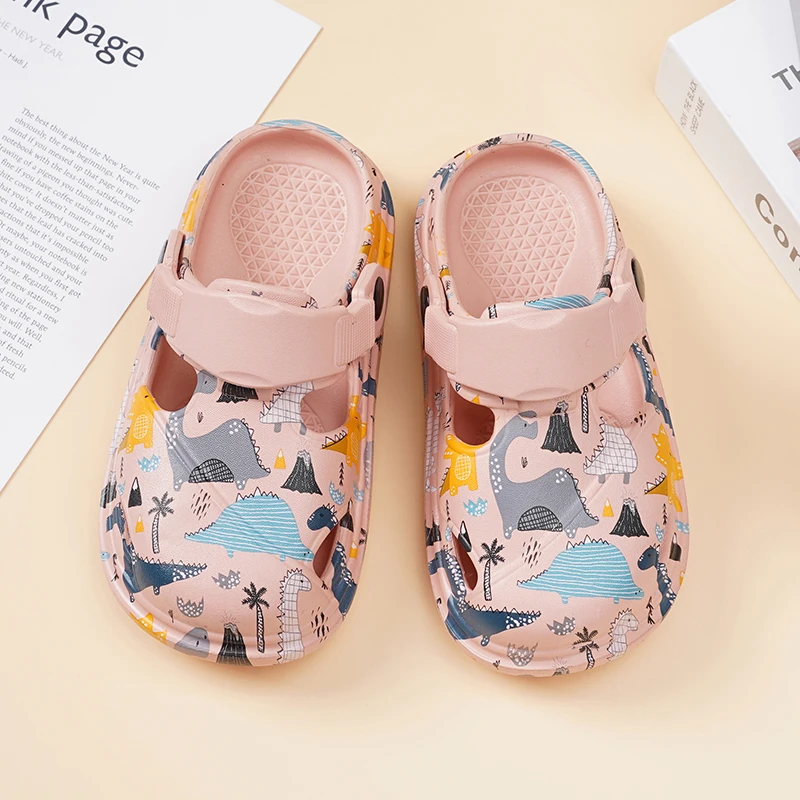 Sepatu anak-anak, sandal anak perempuan motif kartun dinosaurus sepatu olahraga kasual anak-anak sepatu kets ringan EVA sandal bakiak untuk Gadis