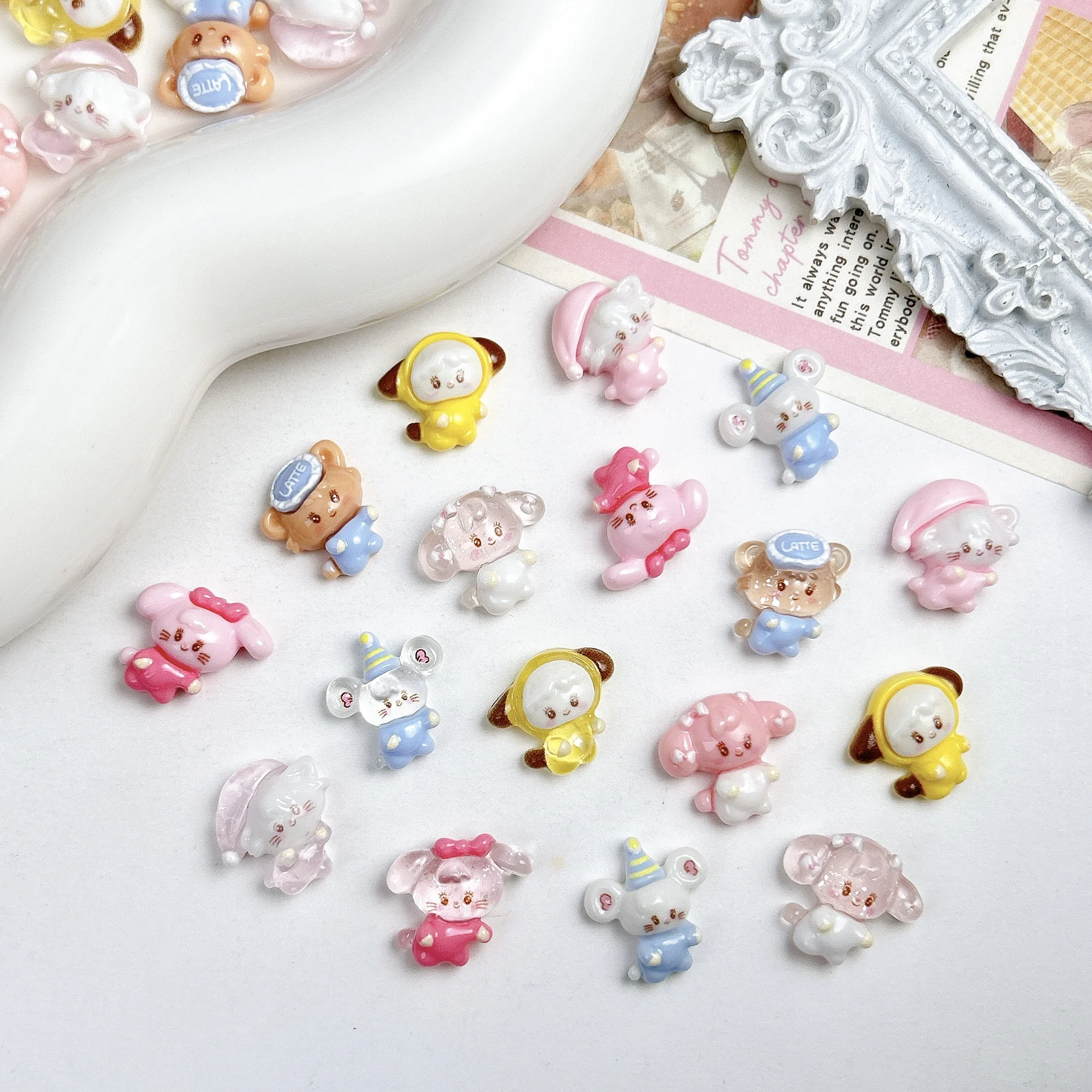 20 pièces dessin animé mignon pyjamas chat ours résine ongles breloques Double Style souris chien mixte animaux Nail Art décorations bricolage pince ongles