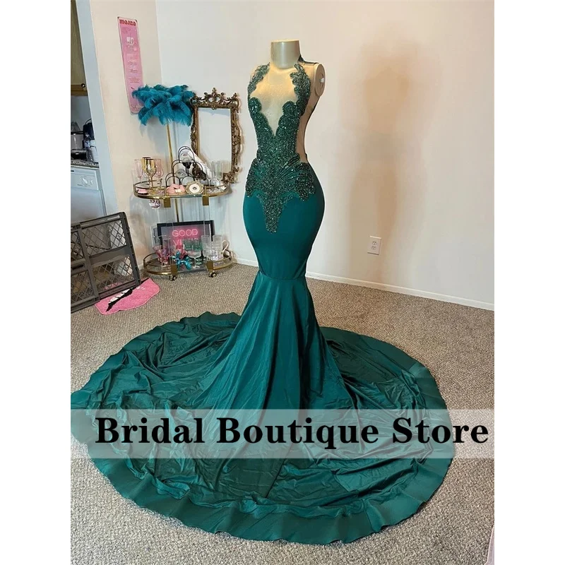 ชุดราตรีสีเขียวเข้มหรูหรา 2026 ประกายเพชร ชุดงานเลี้ยงวันเกิด สาวผิวสี ชุดนางเงือกเซ็กซี่ สามารถปรับแต่งได้