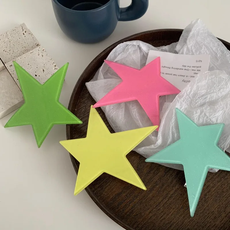 

Edgy Y2K Star Acrylic Hair Clip Duckbill Design Irregular Punk Side Bangs Barrettes for Women Girls Trendy Non Slip No Damage