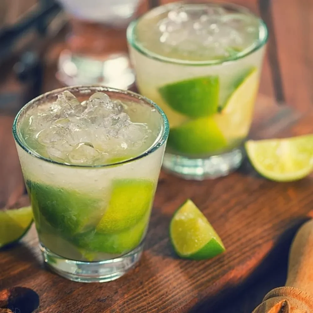 شير مع شفرة مطبخ كهربائية من الفولاذ المقاوم للصدأ لمخروط الثلج والثلج (300 وات