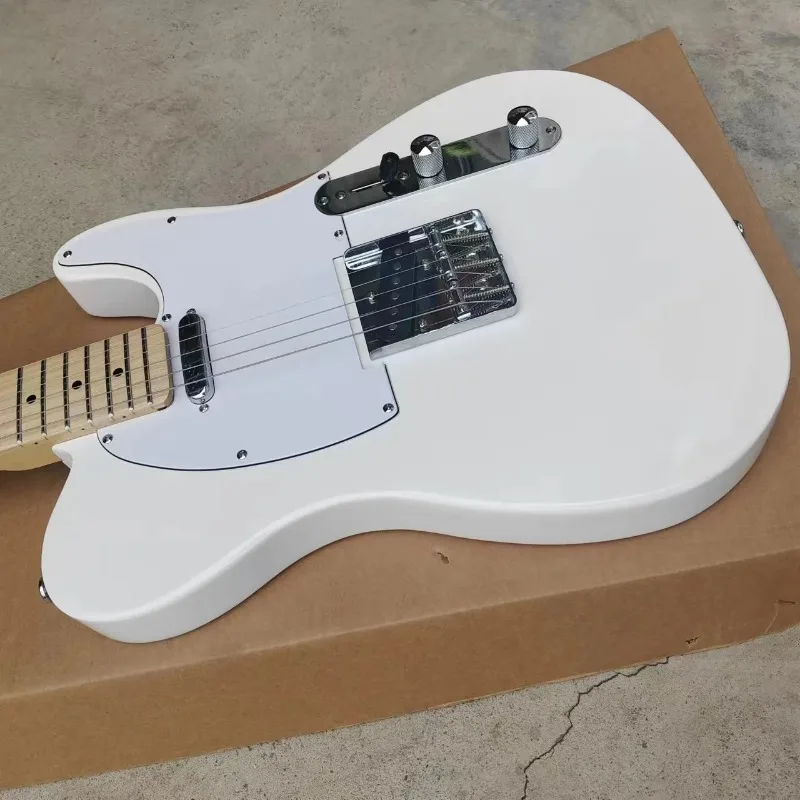 White electric guitar, cost-effective, very popular with everyone