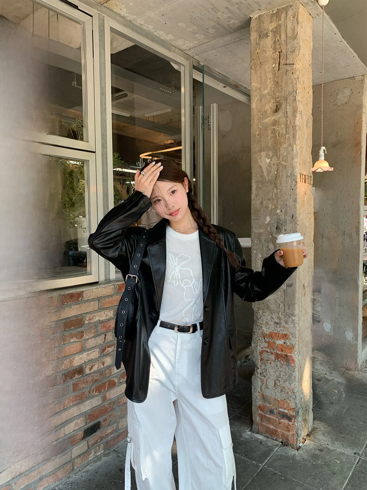 

RAINY Faionable Straight Cut Leather Jaet Women's Spring Autumn Bla Classic Cool ort Coat Versatile Sli Design