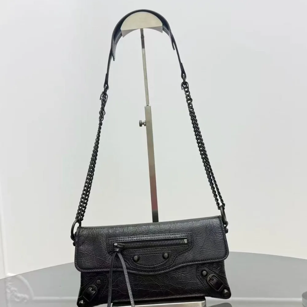 

Locomotive Bag Versatile Fashion Armpit Bag Retro Trend Shoulder Messenger Texture Unique Fashion Simple Premium Casual Daily