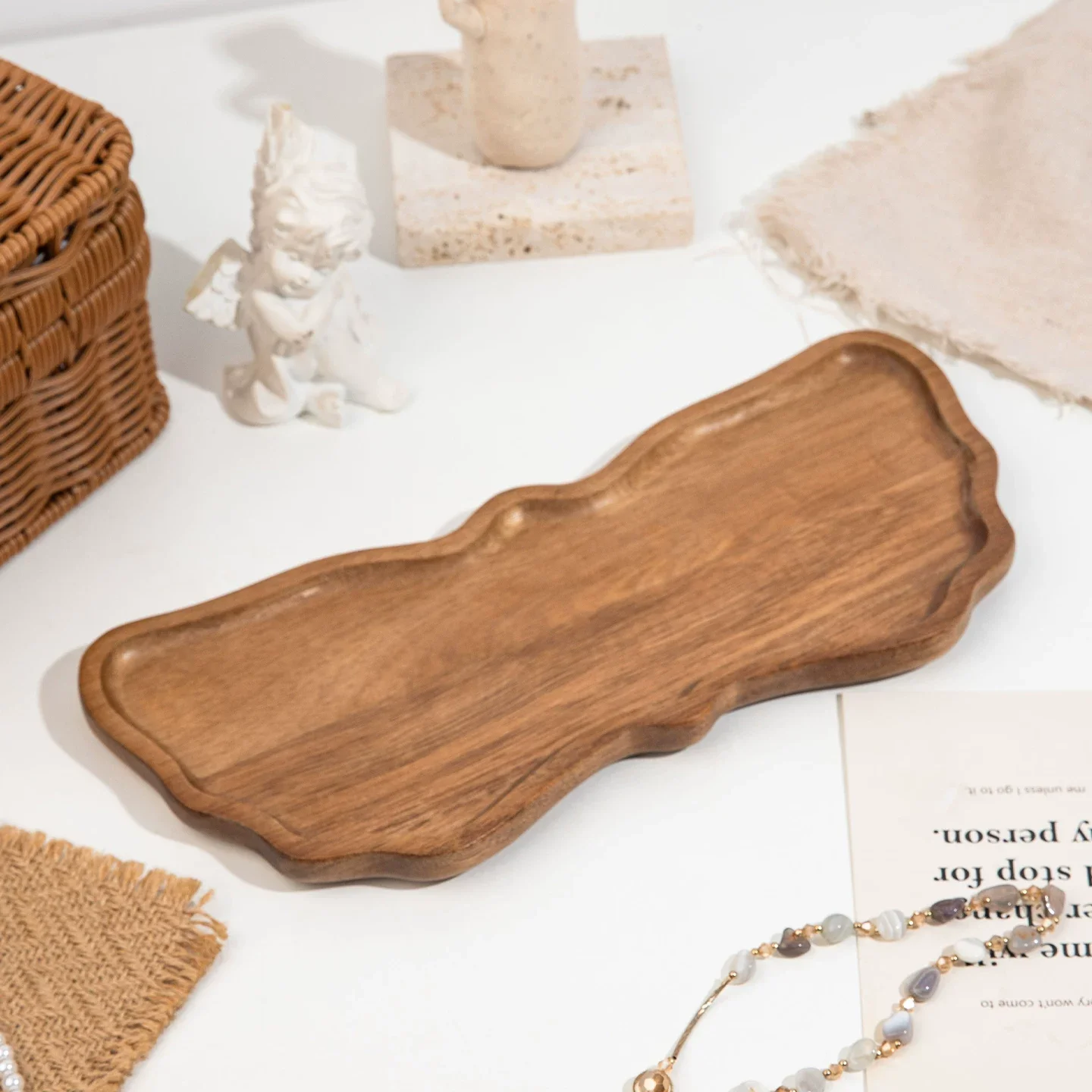 Butterfly-Shaped Acacia Wood Jewelry Tray – Irregular Design Desktop Storage Organizer for Rings, Earrings & Small Accessories