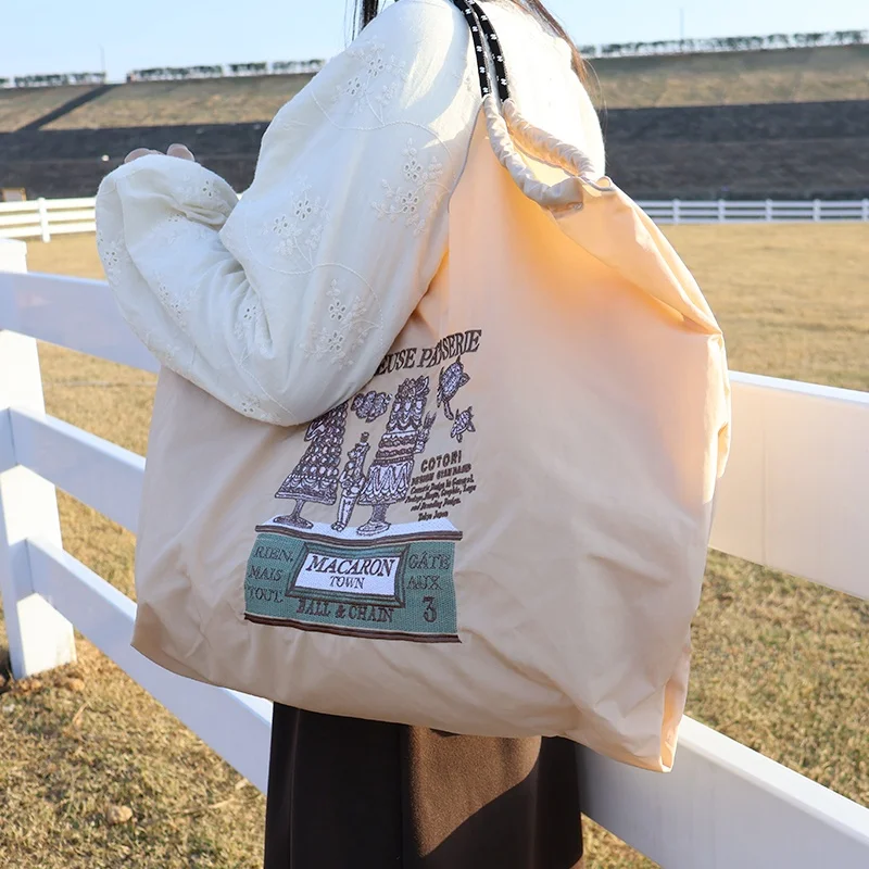 

Eco-Friendly Embroidered Nylon op Bag Dert Sle Soft Handbag Casual Zipper Closure Polyester Foldable Medium...