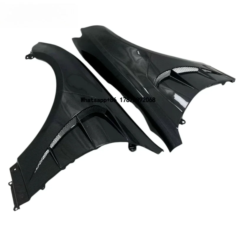 

RC Carbon Fiber Vent Style Fender, Suitable for 2015-2023 RC200T, RC300, RC350F, RC 300 F SPORT