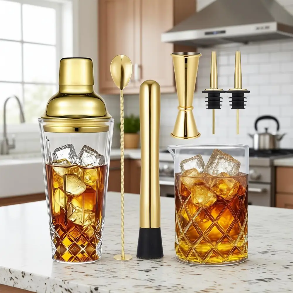 

Набор для приготовления коктейлей из золотистого стекла: шейкер 14 унций, стакан для смешивания 24 унции, мерный джиггер, ложка для смешивания, дозатор для бутылок из нержавеющей стали