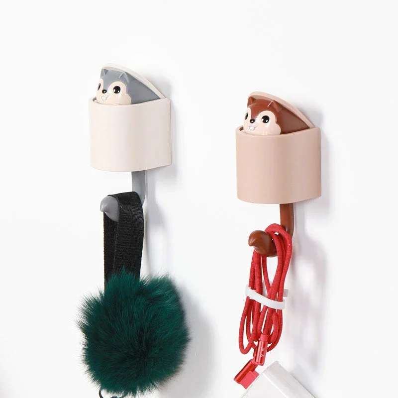 New Creativity Hook Strong Squirrel Suction Wall Sucker Hanger Waterproof Adhesive Heavy Load Rack Coat Wall Hook Key Holder