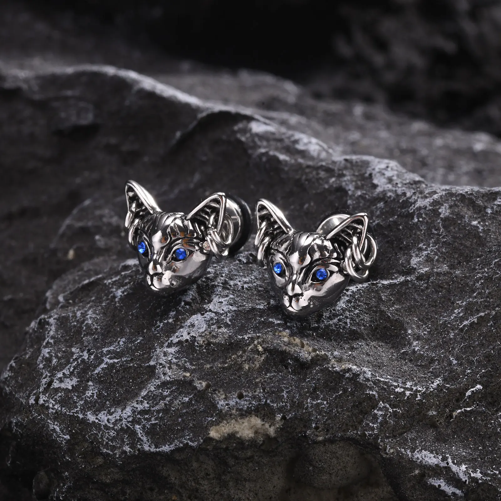 Mprainbow Gothic Cat Earrings for Men Boys,3D Blue Eyed Cat Face Stud Earrings, Vintage Punk Halloween Jewelry Gift for Him