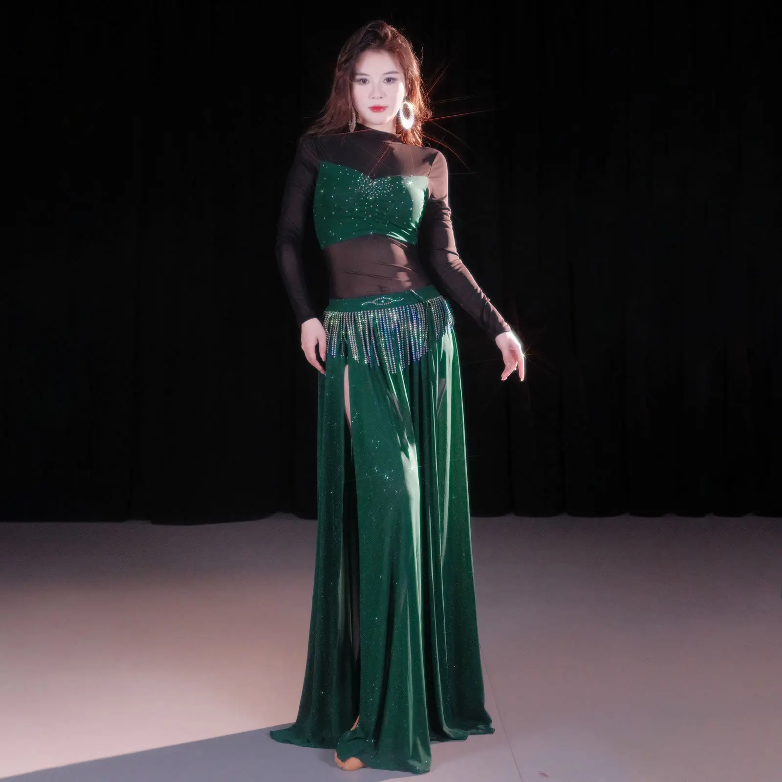 مجموعة أزياء الرقص الشرقي الأنيقة - زي أداء شبكي مصنوع يدويًا مع تصميم أصلي للراقصات المحترفين #4