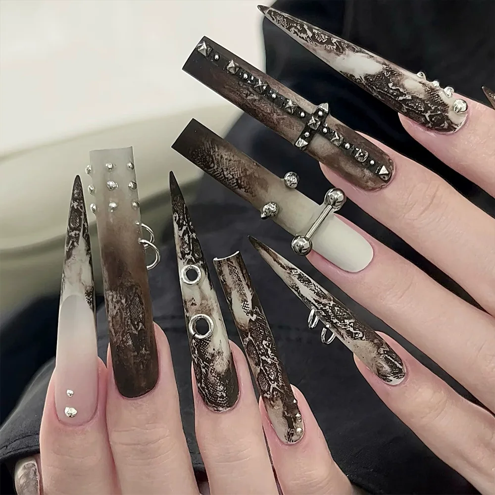 

Punk Retro Gothic Dark Stripe Bolt Metal Ring Long Pointed Fake Nail 3D Diamond Thorns Nail Art Cross Dragon Claws Nail Patch