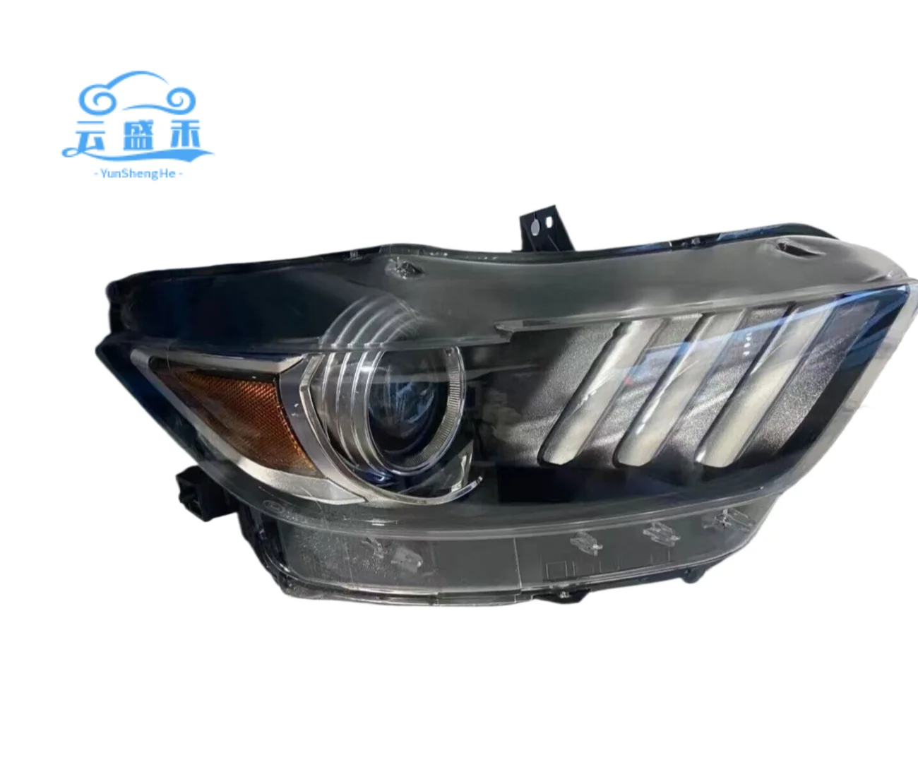 مجموعة المصابيح الأمامية LED مناسبة لمصابيح Ford Mustang LED ذات أربعة وسبعة غرز منخفضة التكوين وشركة عالية