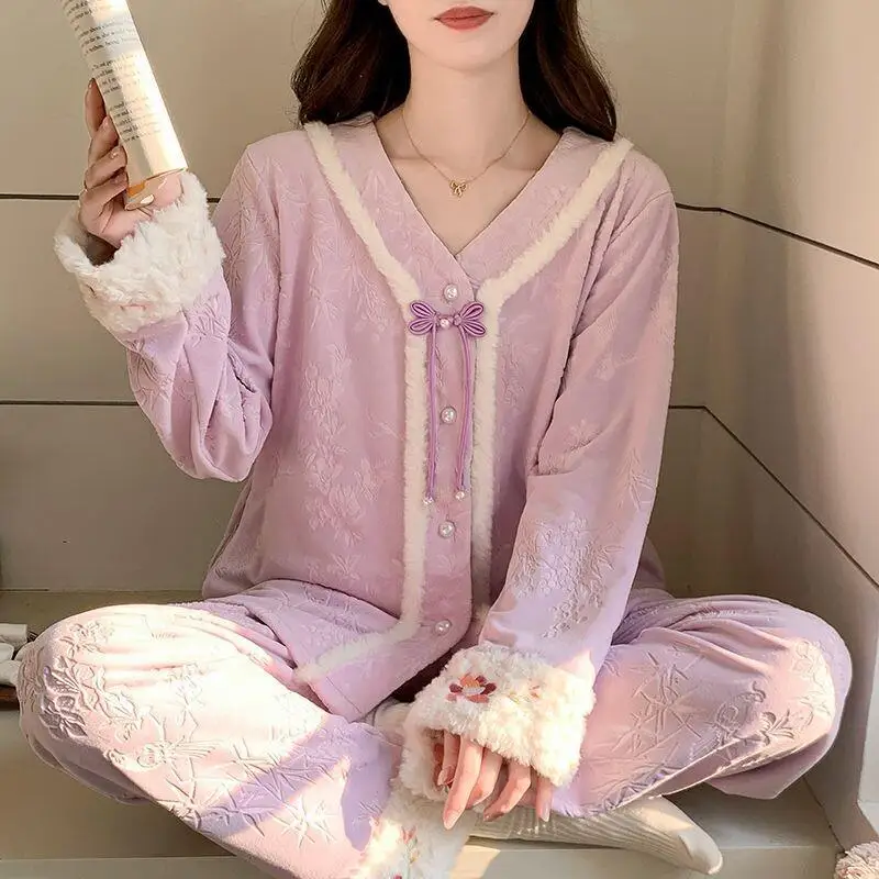 

Новинка! Теплый комплект пижамы-кардигана из супермягкого флиса для женщин. Домашняя одежда в корейском стиле для осени и зимы. Утепленный, уютный, комфортный комплект для отдыха.