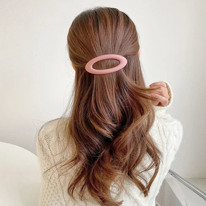 Matte Snap Hair Clip for Women Hairpin Hollow Oval Hairclips Hair Barrette Korean Ponytail Holder Hairgrips New Hair Accessories