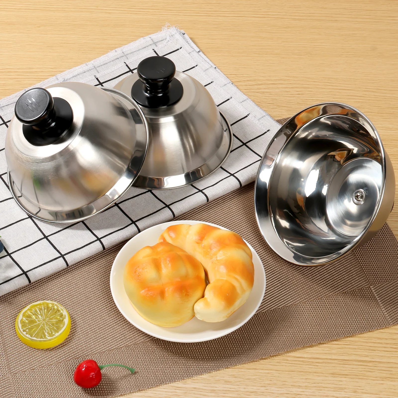 

4Pcs Burger Cover Stainless Steel Cheese Melting Dome Smooth Burger Cover Dome Reusable Round Basting Cover Practical Steaming