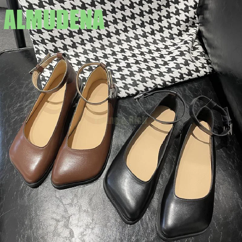 

Square toe light mouth coffee colored single shoe, fashionable thick sole ankle buckle design, simple retro flat shoes