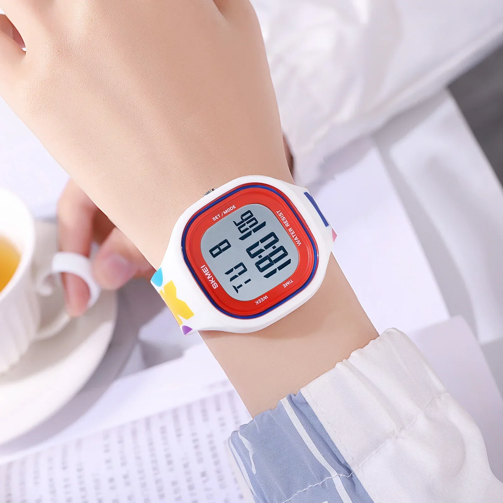 SKMEI 2290 jam tangan olahraga Digital Stopwatch jam tangan olahraga Mode Pria 5Bar jam tangan tahan air untuk remaja laki-laki dan perempuan keren vitalitas