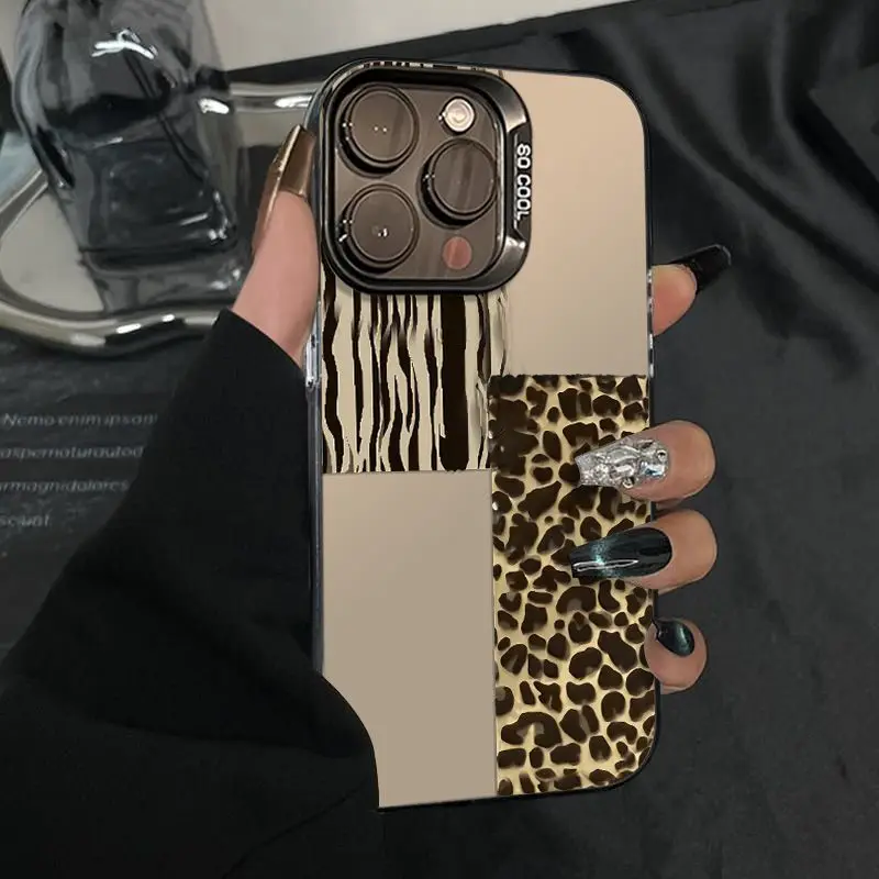 

Retro checkered leopard print phone case for iPhone 16 15 14 13 12 11 Pro/ Max/Plus shock-proof rear cover anti-fingerprint