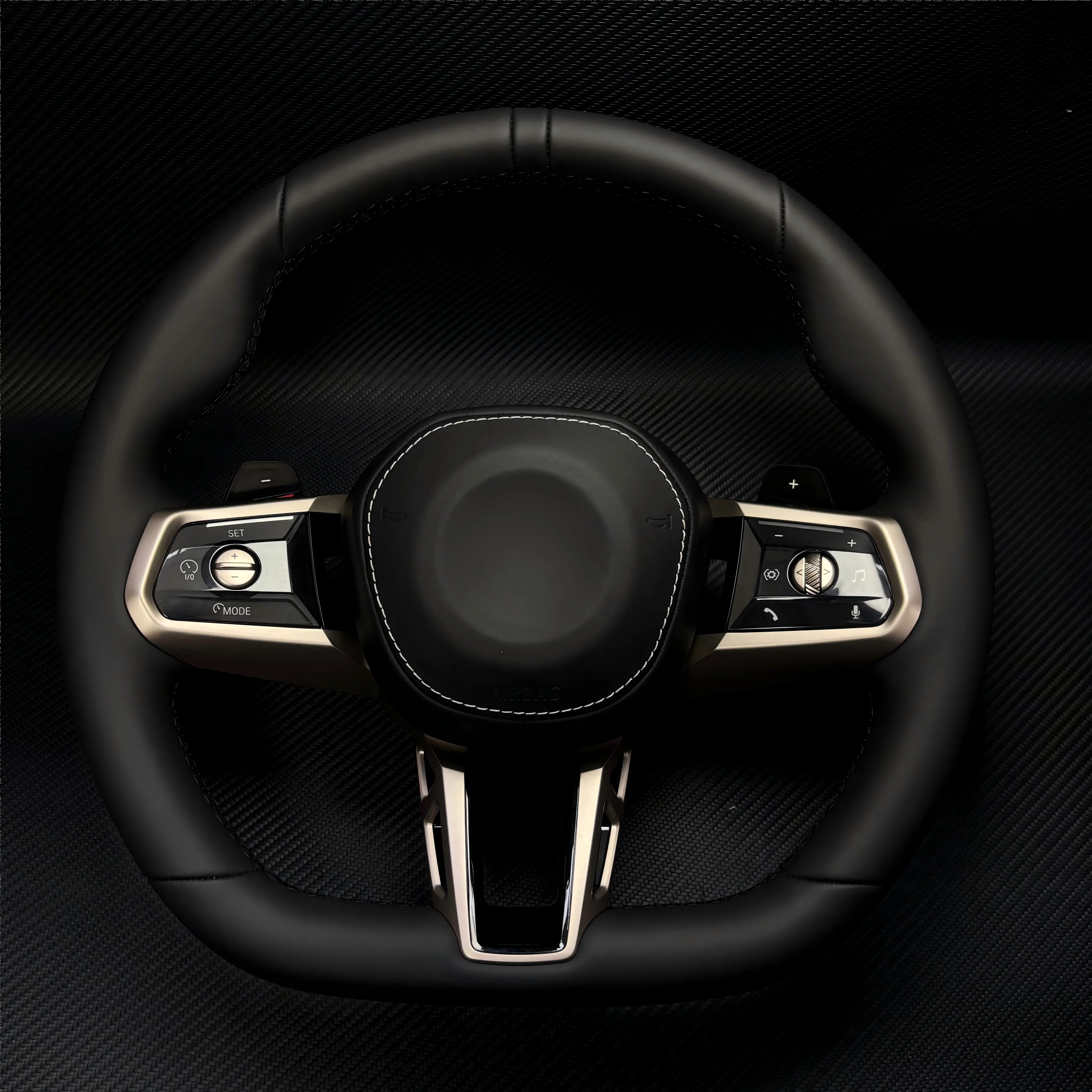 Suitable for BMW F10 F15 F85 F30 M4 M2 M3 G01 G12 G20 G30 G80 G05 G06, brand new upgraded ID8 full leather sports steering wheel