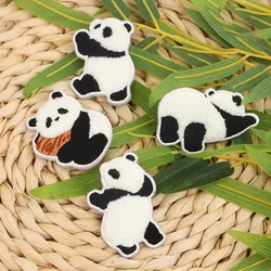 1 pezzo Cartoon Panda ricamo riparazione Patch vestiti adesivo fai da te carino colla Patch