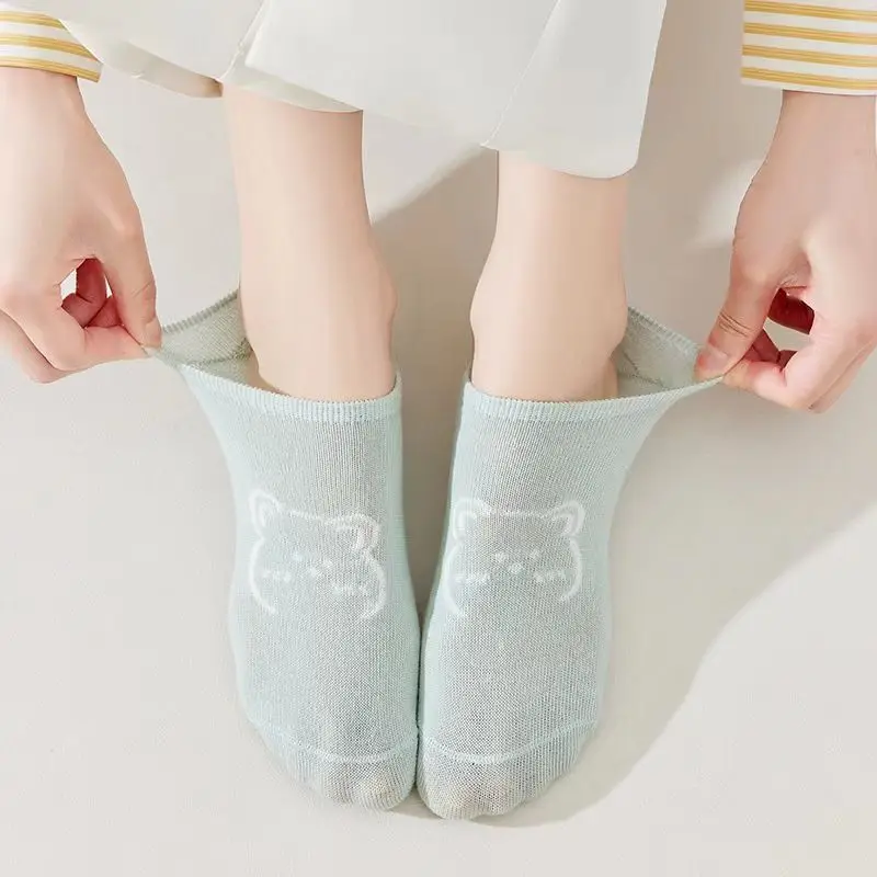 6/12 Pairs Women's Cute Bear Thin Short Socks Simple Solid Colors Mesh Breathable Women's Girl Boat Socks Women Invisible Socks