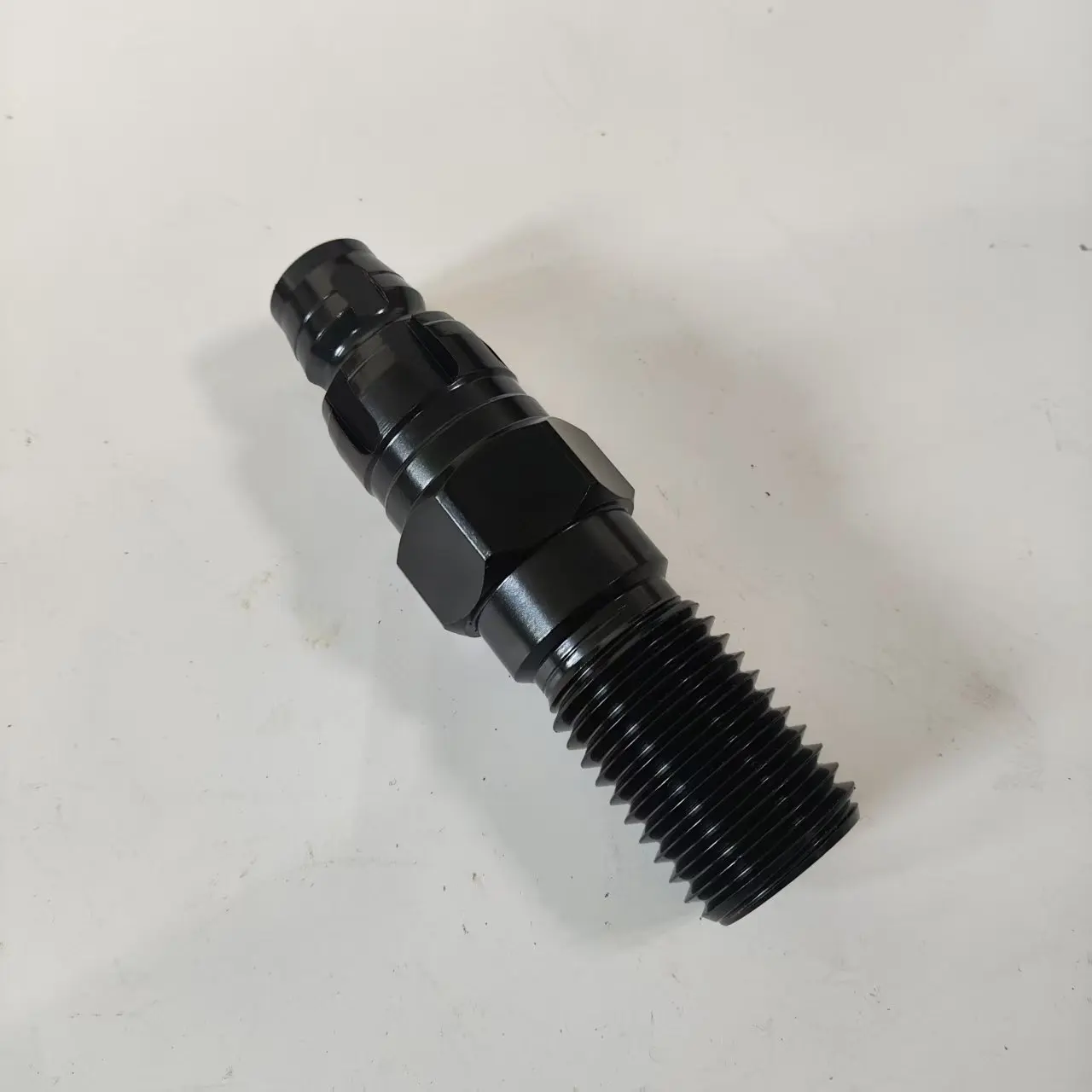 

Адаптер для алмазного бурения NEW DD-BI: патрон на 1 1/4UNC (наружная резьба) и 1/2BSP (внутренняя резьба) с широким пазом 6 мм для DD110-W, DD120, DD150, DD160