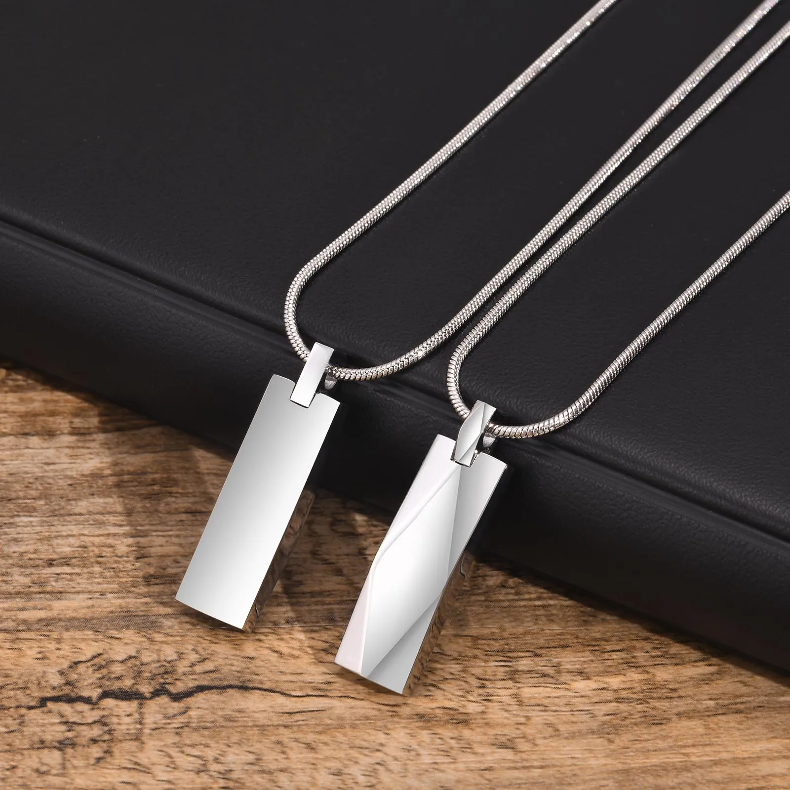 Vnox 3D Bar Rectangle Necklaces for Men Women, Waterproof Stainless Steel Geometric Pendant Collar with Chain Jewelry