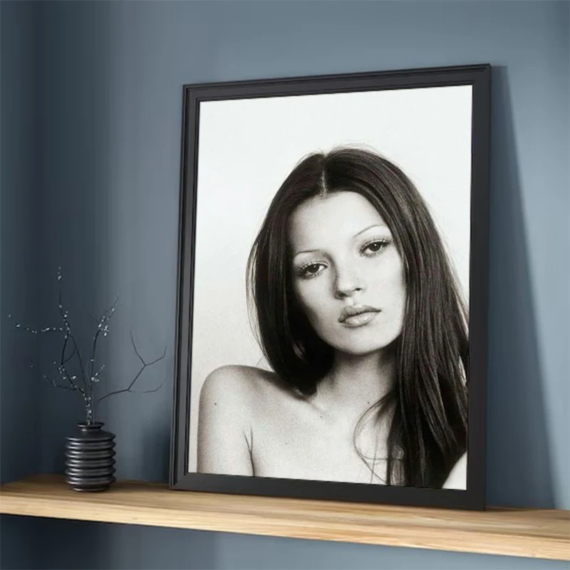 

Vintage Sexy Supermodel Kate Moss Poster Decoration Home Decorations Paintings for Bedroom Wall Art Canvas Painting Room Decor