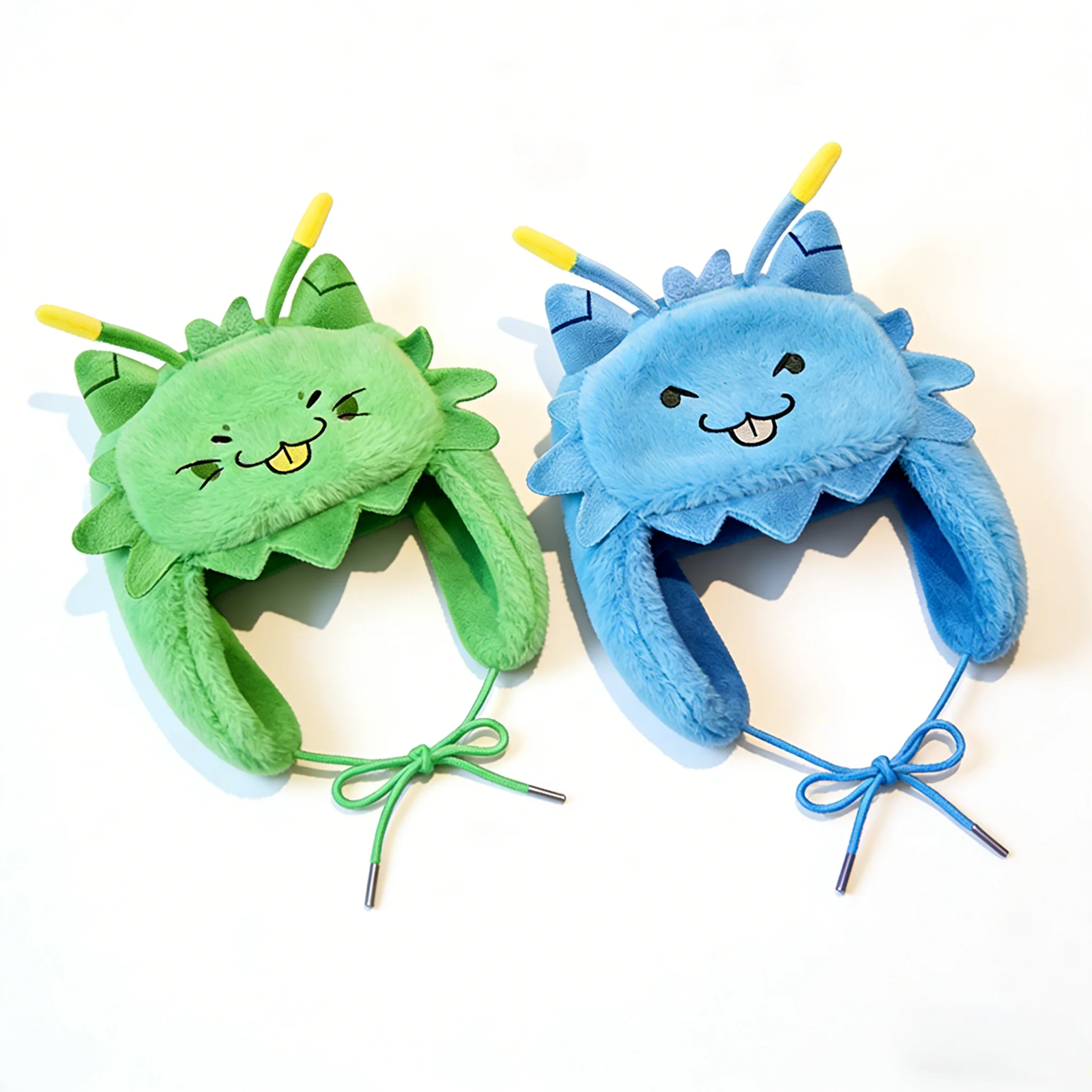 

Милый стильный мультяшный дизайн Lei Feng Hat 2026, осенне-зимняя новая индивидуальная уличная модная шляпа, ветрозащитная и теплая.