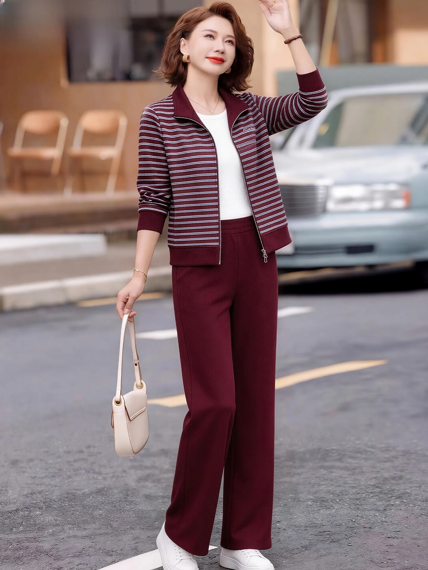

Faionable Mom Sportswear Set Women's Spring Autumn 2026 New Mid-Aged And ly Outerwear Stripe Pattern Breathable Lightw...