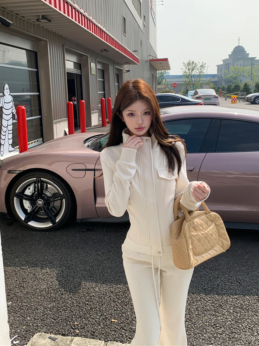 

Sporty Slim Fit Zipper Hoodie Jacket And High Waist Flared Pants Two Piece Set for Women Casual Spring Outfit