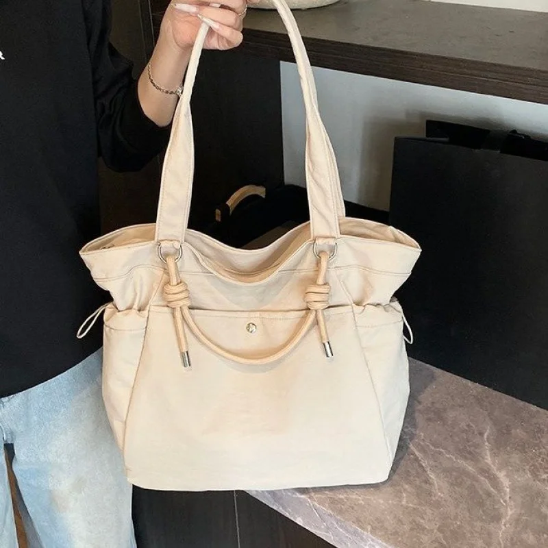 

Luxury Women's Simple Vintage Leather Shoulder Bag Trendy Commuter Elegant Ladies Casual Fashionable Crossbody Bag