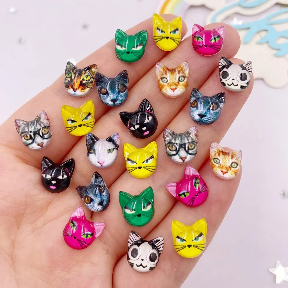 50 stücke Harz Nette Bunte 10mm Katze Kristall Edelstein Flatback Strass Cartoon Kätzchen Applique DIY Hochzeit Sammelalbum für Nägel handwerk