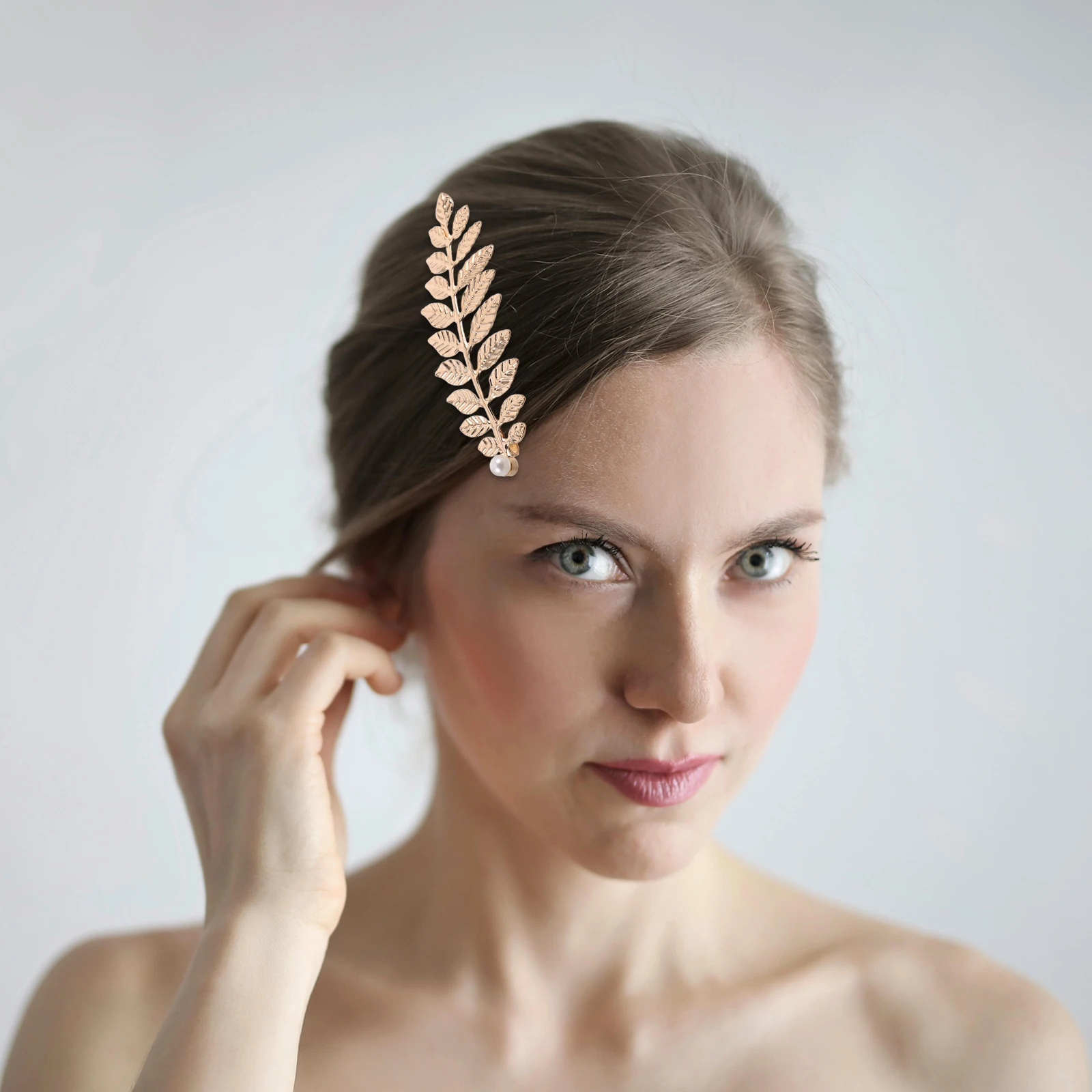 

One Piece Clip Pearl Leaf Design Durable Vintage Hair Barrettes For Women Metal Secure Fit Wedding Party Accessories