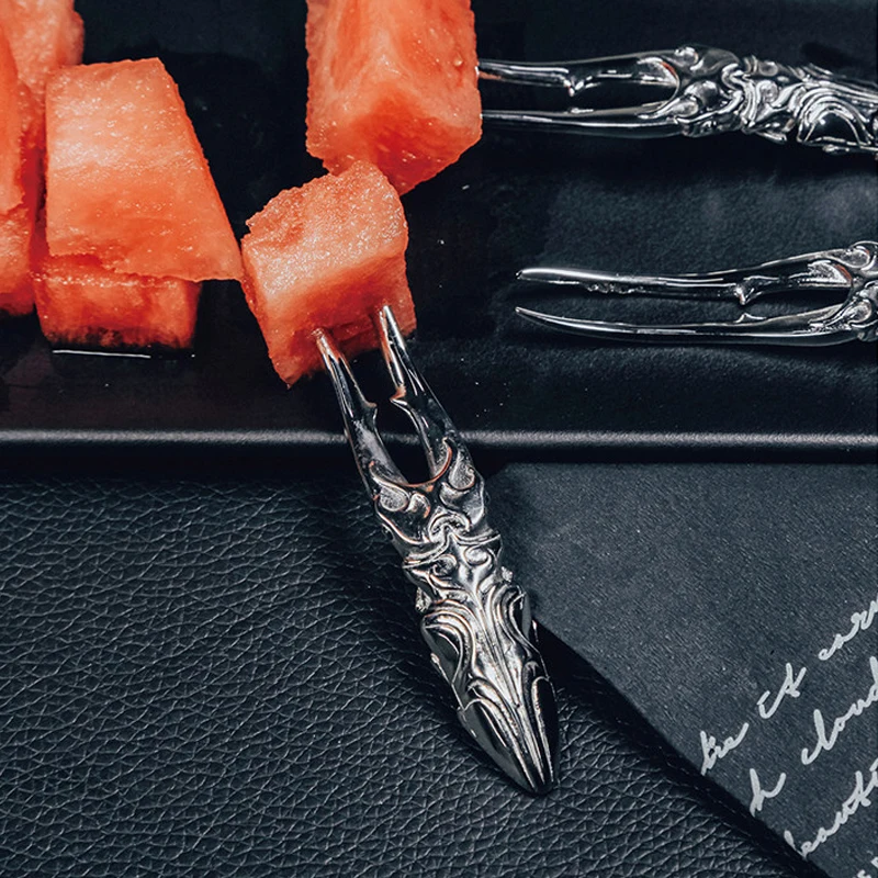 outdoor-portable-edc-creative-stainless-steel-shovel-beetle-fruit-fork-tool
