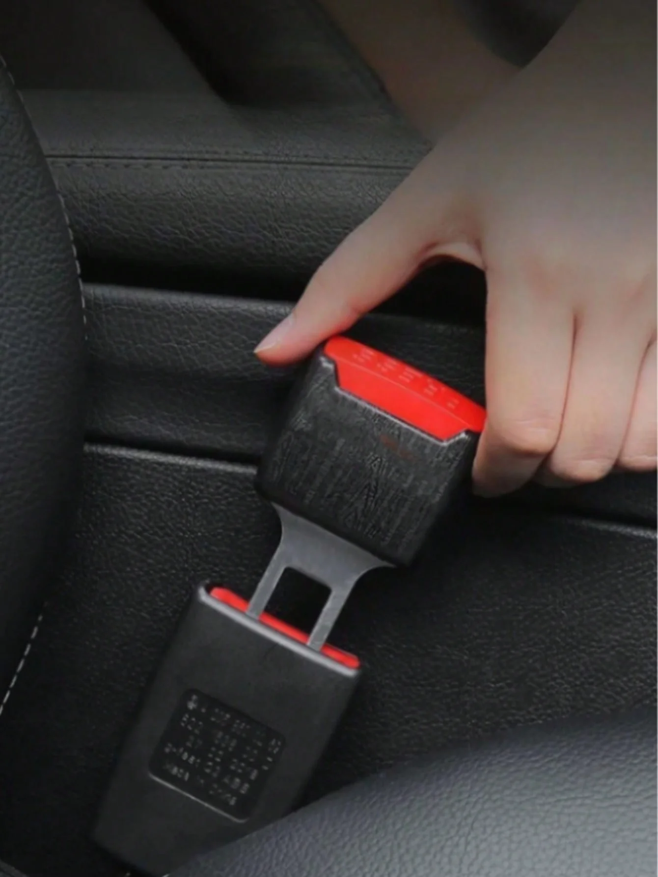 2개입 자동차 안전벨트 연장기 - ABS 및 합금 두꺼운 텅 디자인, 플러그 앤 플레이 간편 설치, 제약감과 불편함 감소