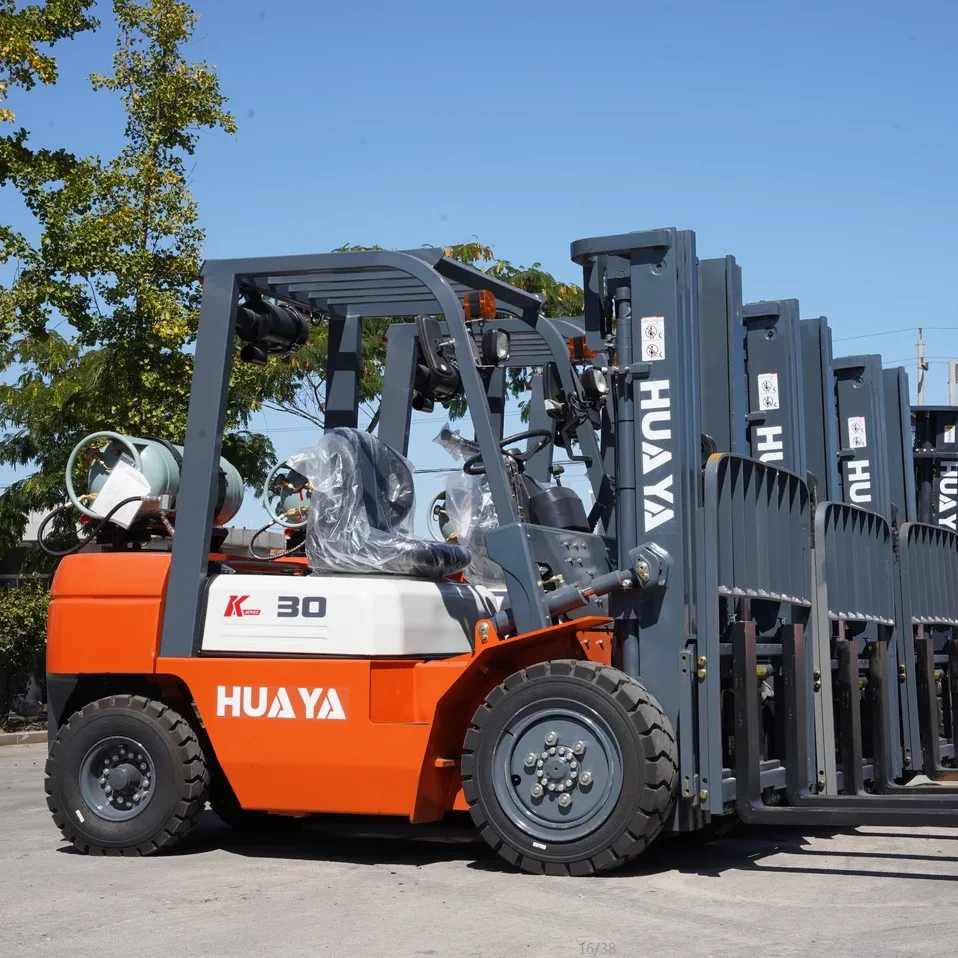 Diesel Forklift 2 Tons 3 Tons 5 Tons 7 Tons Four-Wheel Ride-On Hydraulic Lift Stacker Internal Combustion Forklift