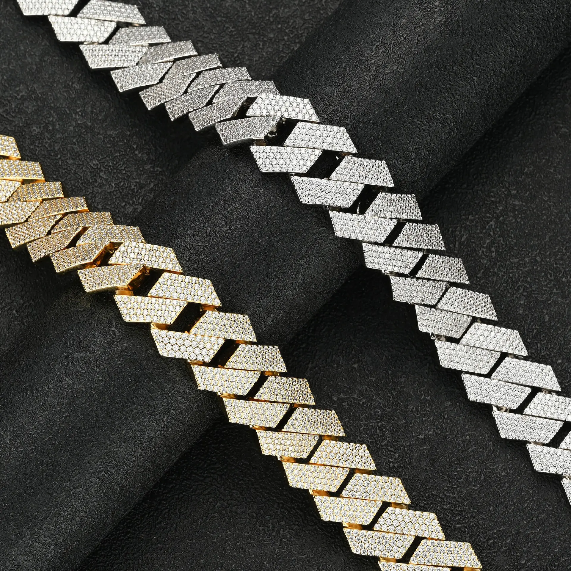 Trendy Hip Hop Four Rows Diamonds 18k Gold Plated Luxury Zircon Iced Out Cuban Chain Pendant for Men