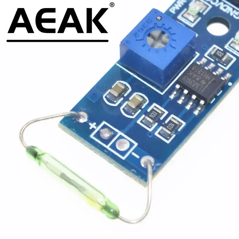 ใหม่ Reed เซ็นเซอร์โมดูลโมดูลแมกนีตรอน reed switch MagSwitch สําหรับ Arduino