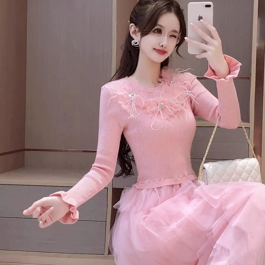 Elegant Embroidery Floral Knitted Maxi Dress Women Autumn Winter High End Brand Fashion Lady Slim Sweet Dress Party Robes C125
