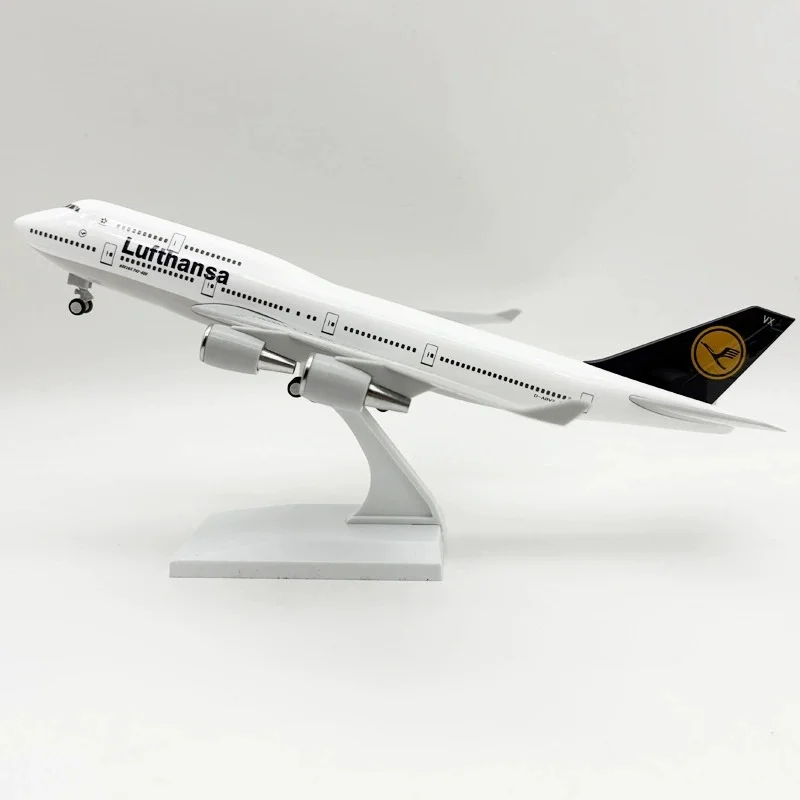 

30 см пластиковая модель самолетов B747 Lufthansa Airways литая под давлением масштаб 1/250 модель самолета в сборе сувенирные игрушечные самолеты с подставкой
