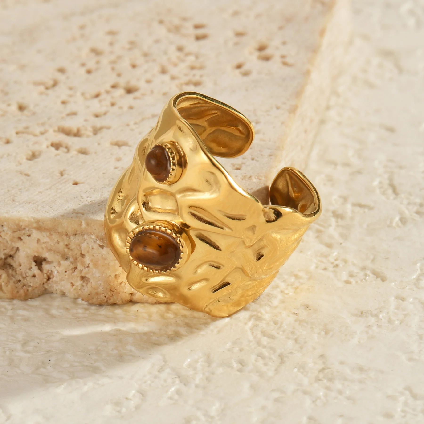 Freeteeme Irregular wrinkled Open Ring for Women 18K Gold Plated Stainless Steel Inlaid Green Stone Rings Jewelry Christmas Gift