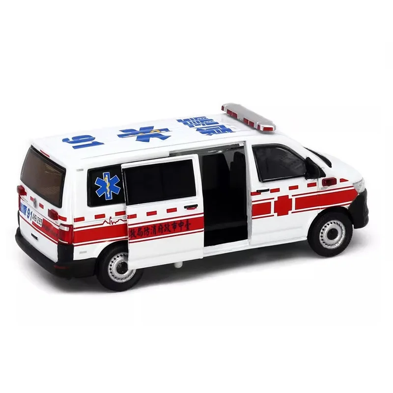 Tiny 1:64 T6 Transport-er Ambulance NO.44 Alloy Simulation Model Car