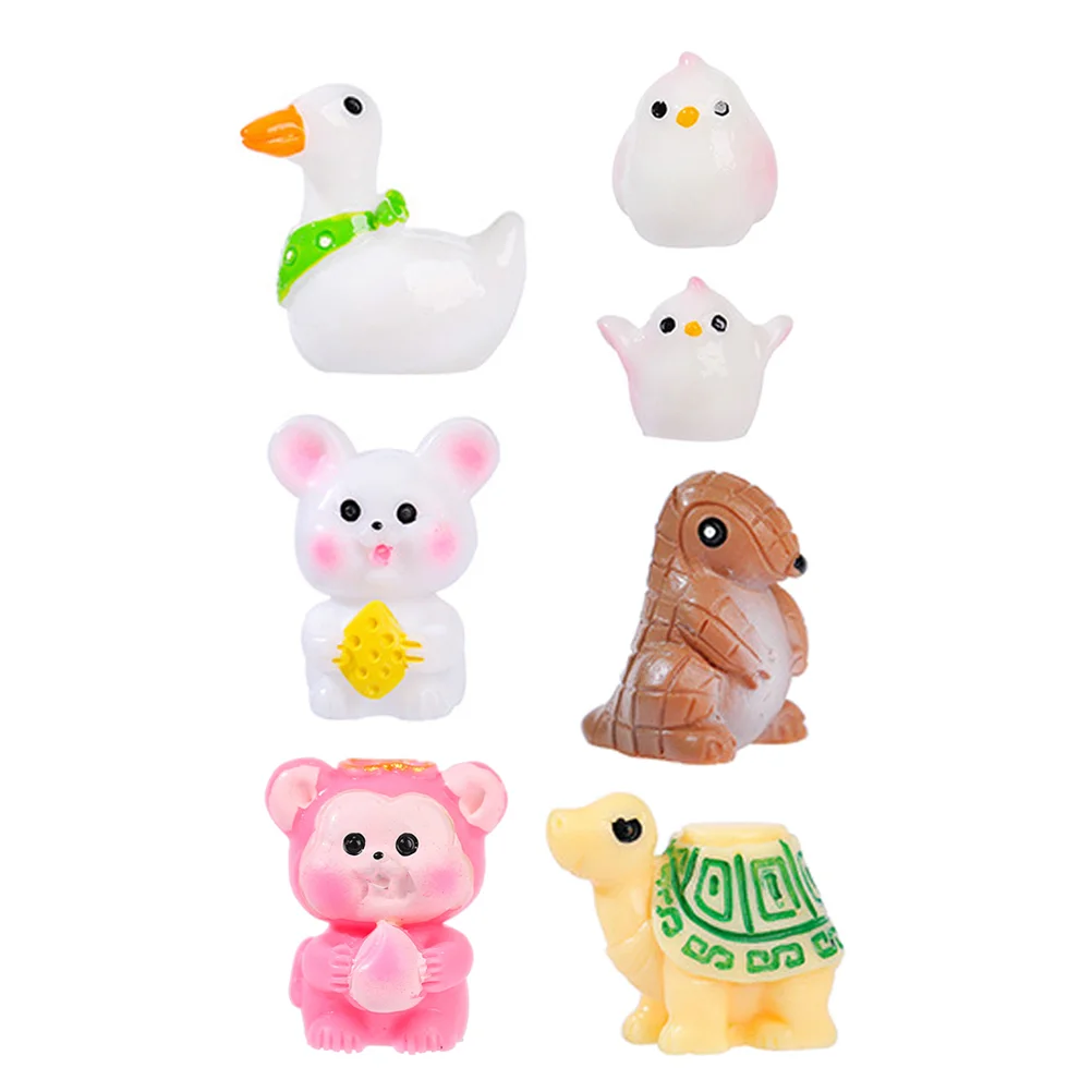 

7pcs Landscape Figurines Cute Miniature Resin Animal naments Small Handcrafted Statues for Garden Desk Decor Tiny